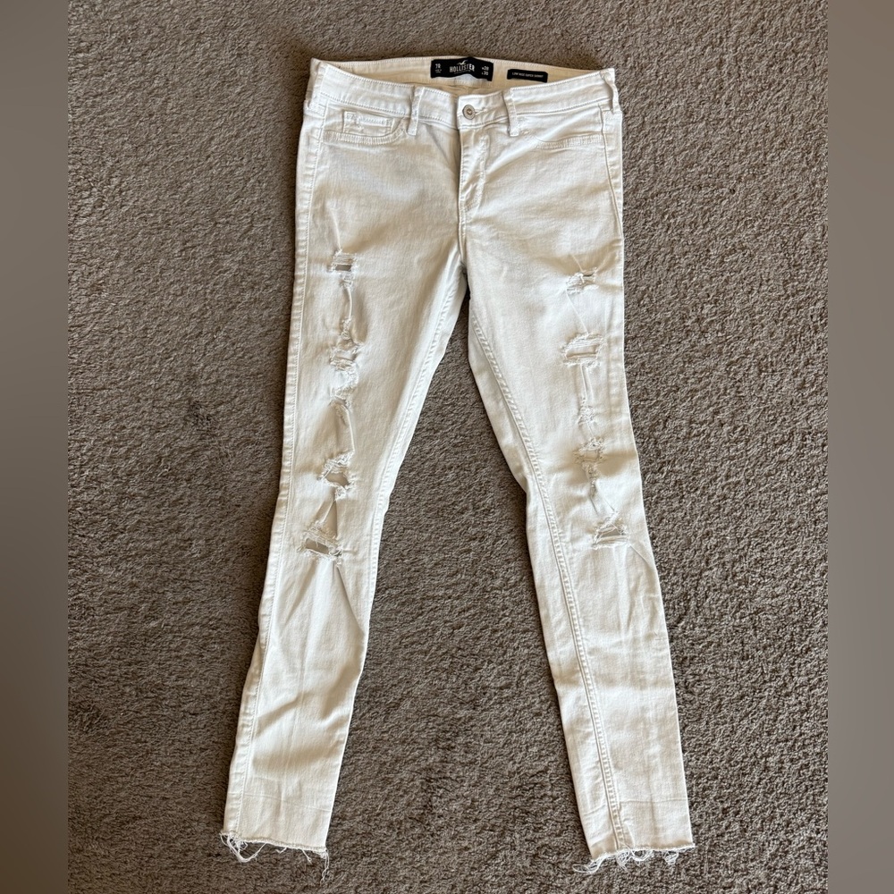 Hollister 7R Distressed White Skinny Jeans